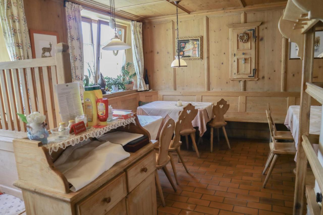 Gasthof Albergo Neuwirt Val di Vizze Ngoại thất bức ảnh