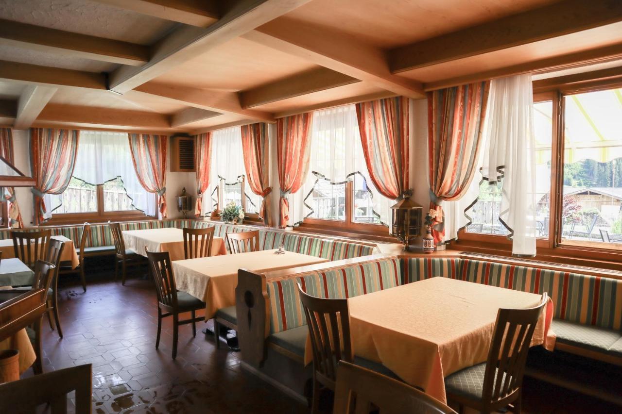 Gasthof Albergo Neuwirt Val di Vizze Ngoại thất bức ảnh