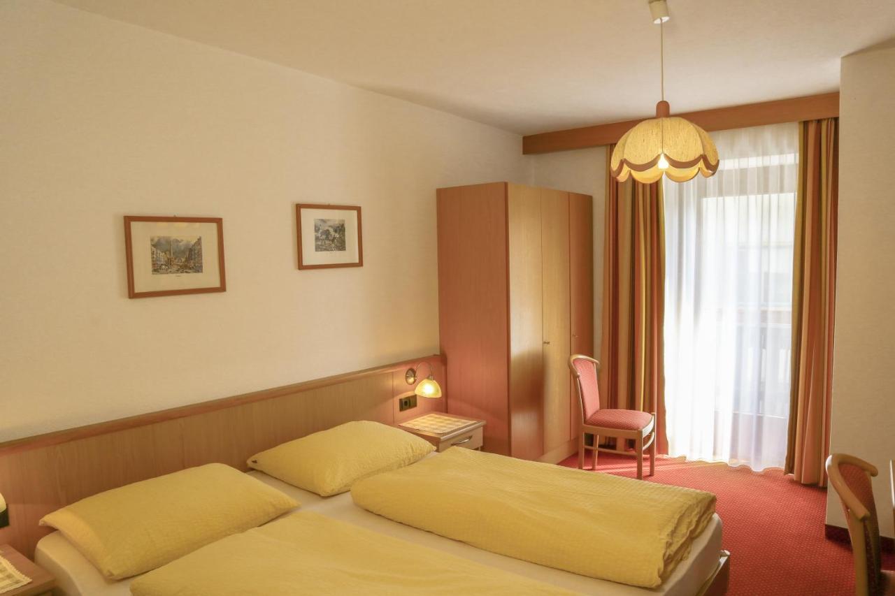Gasthof Albergo Neuwirt Val di Vizze Ngoại thất bức ảnh